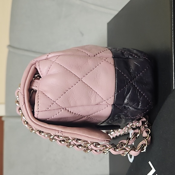 CHANEL Bicolor CC Chain Flap Bag Quilted Lambskin Pink and Eggplant Color - Picture 5 of 17